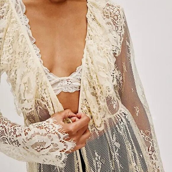 ISO Free People x Nigel Preston Lace Robe Duster Cream Size XS - Picture 3 of 3